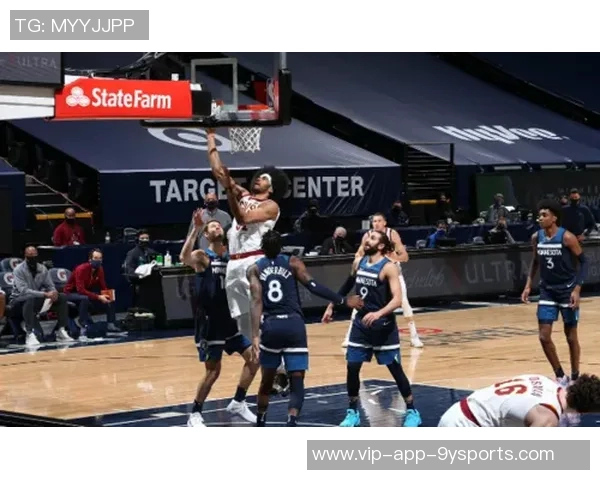 小南斯盛赞亨特如同莱昂纳德般出色表现助力全场胜利 小南斯盛赞亨特如同莱昂纳德般出色表现助力全场胜利