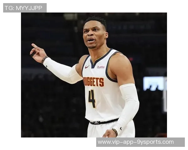 杜兰特称赞威少是传奇球员应该继续留在NBA发展