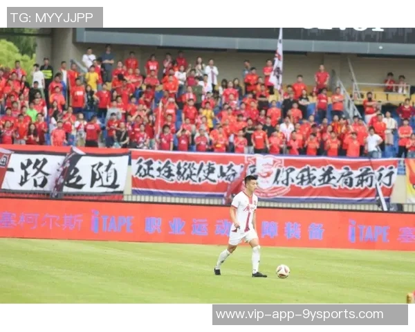 广州豹半场领先南京城市尼康助攻罗萨破门展现强大实力 广州豹半场领先南京城市尼康助攻罗萨破门展现强大实力