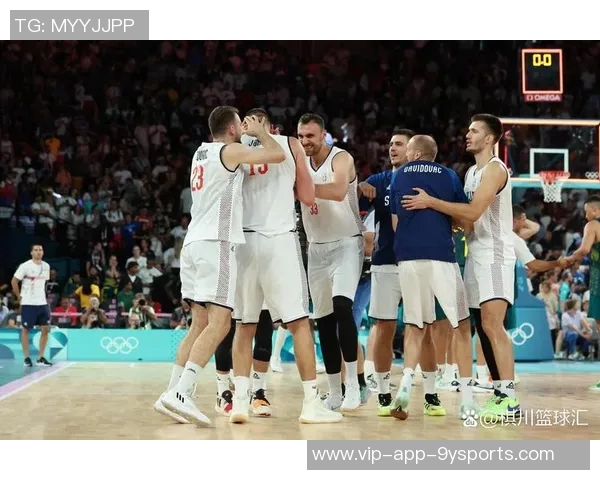 现代篮球无位置化科尔谈收官阵容与打分卫的重要性 现代篮球无位置化科尔谈收官阵容与打分卫的重要性