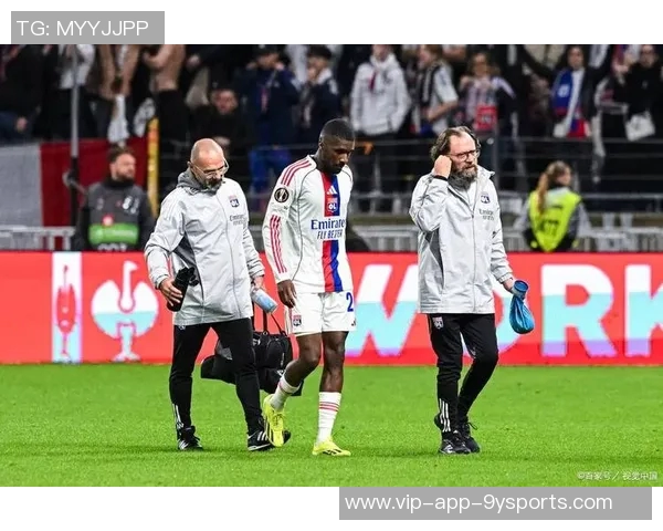 卢顿主帅布鲁姆菲尔德被解雇本赛季英甲战绩仅为5胜1平5负